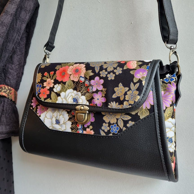 Sac cartable fermeture zippée &quot;Kanako&quot; simili cuir noir