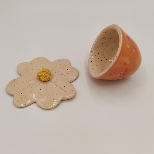 Tasse à expresso orange à effet intérieur vanille moucheté