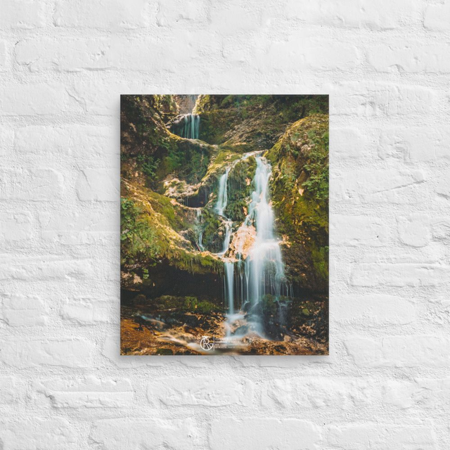 Canvas waterfall nature