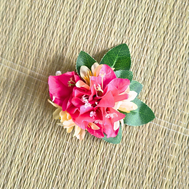 Po'ara - petite pince pour les cheveux (POP-002)