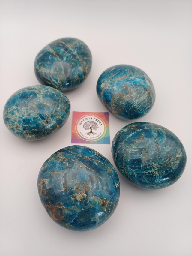 Apatite bleue (pierre roulée)