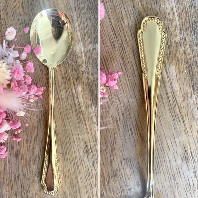 Cuillère ronde dorée 1