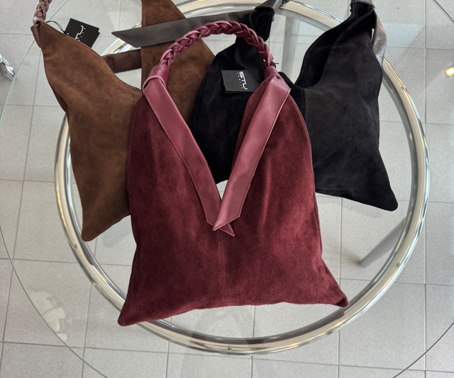 21128 - Borsa triangolare