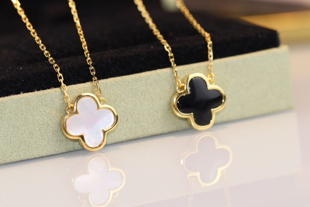 Pendentif Vintage Alhambra Van Cleef &amp; Arpels