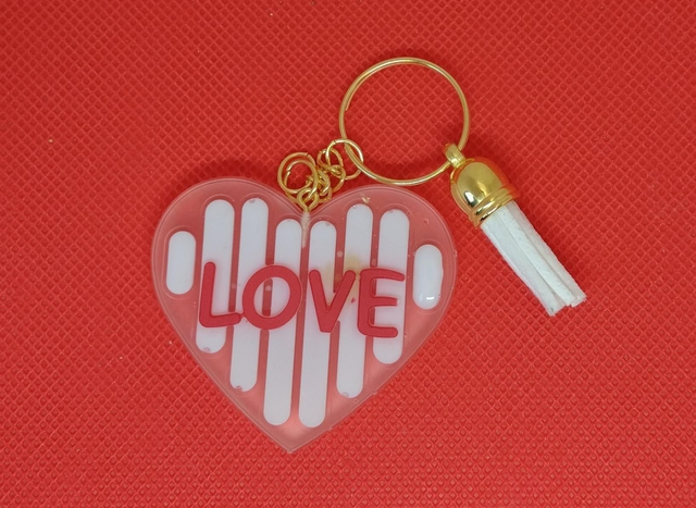 Porte clés love rouge et blanc 