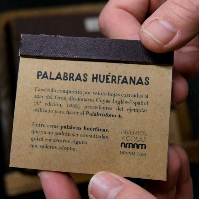 Palabras huérfanas (Palabrófono 4)