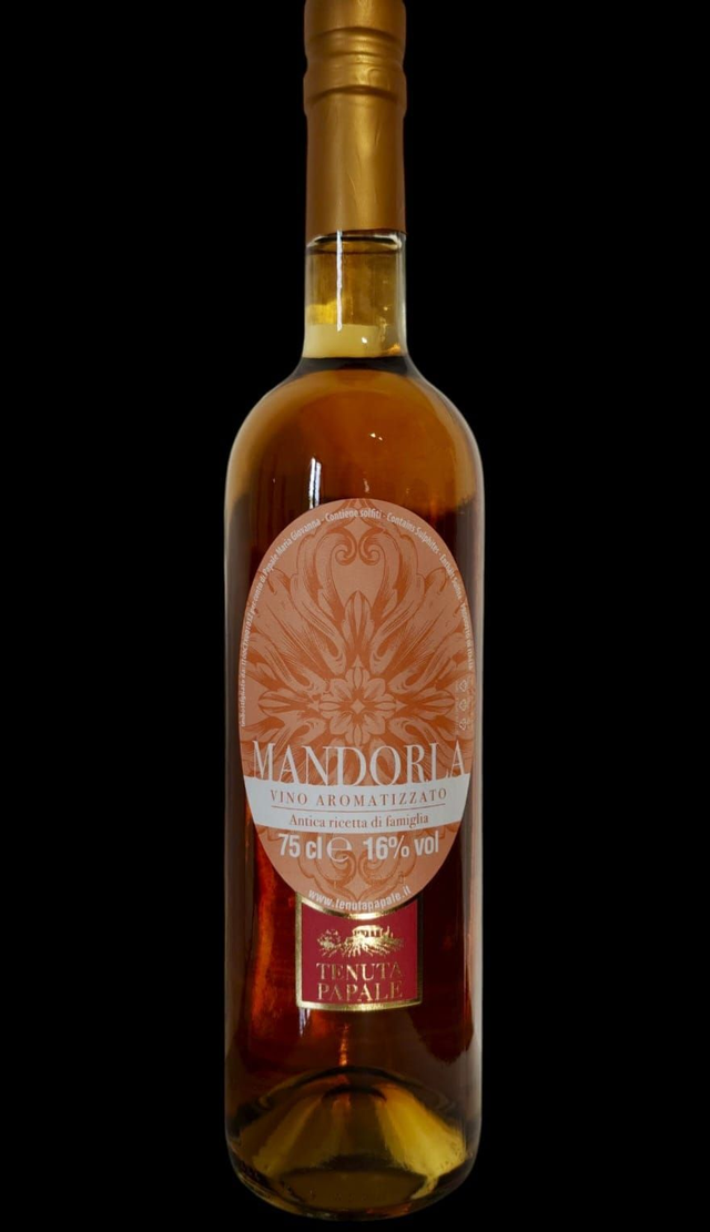 ALMOND FLAVOURED WINE - ANCIENT FAMILY RECIPE - 75 CL
