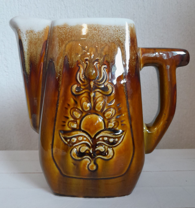 KERAMIIKKAKANNU RUSKEA