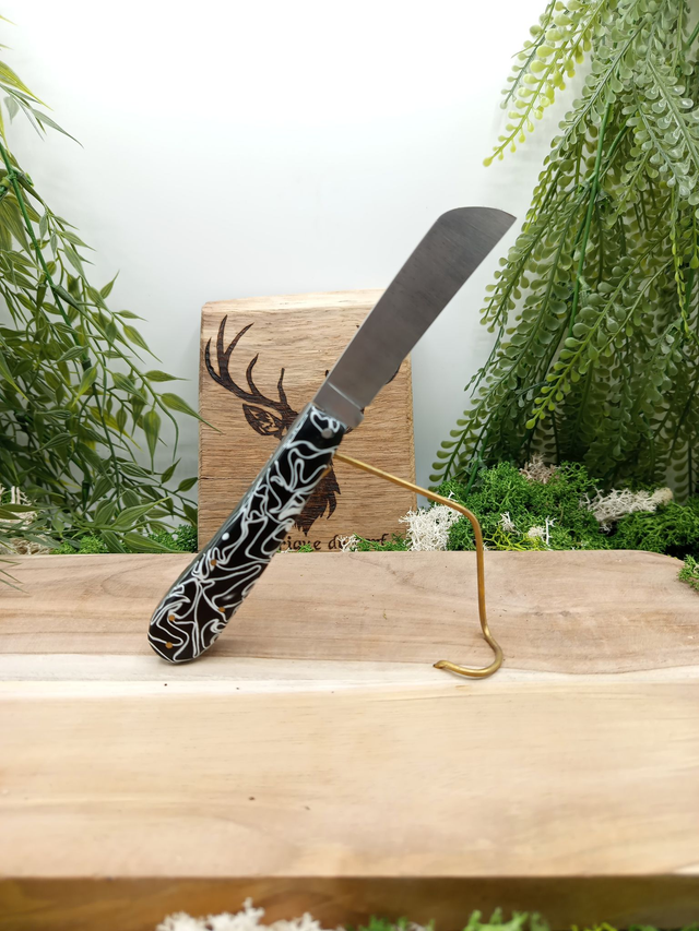 Couteau pliant modèle London – Acier inox 12C27 &amp; manche acrylique noir/blanc | La Fabrique du Cerf