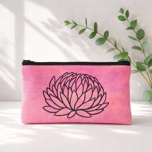 Make-up bag/pencil case