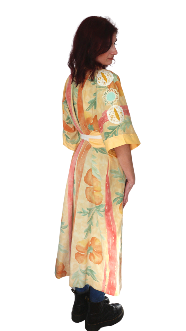 Kimono Long Imprimé Orangé Fleuri  avec ceinture - Taille Unique -  touche de pèche