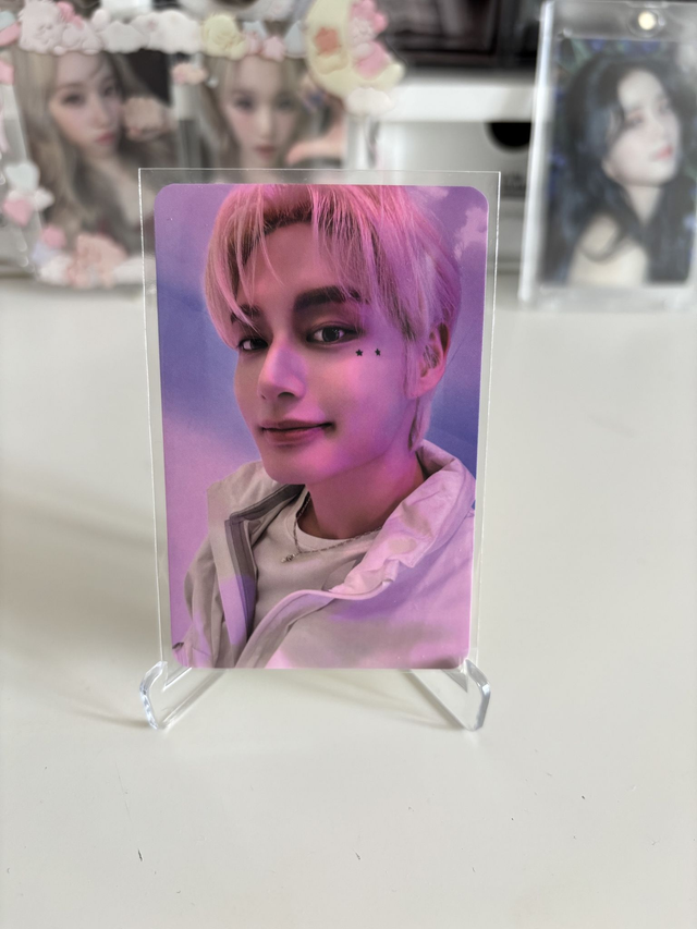 PC OFFICIEL DE JIWOONG DE ZB1