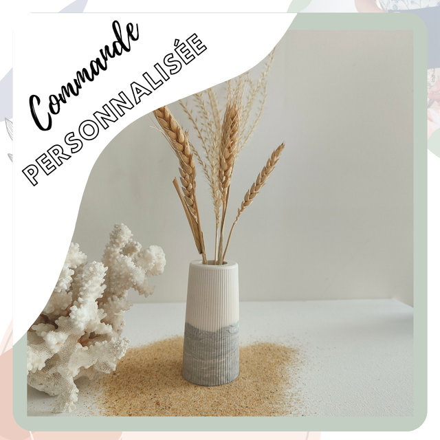 Vase "L"évase cannelé" en commande à personnaliser ( Mariage - baptême - team Bulding - naissance )