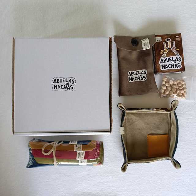 Pack "Abuelas con hachas"