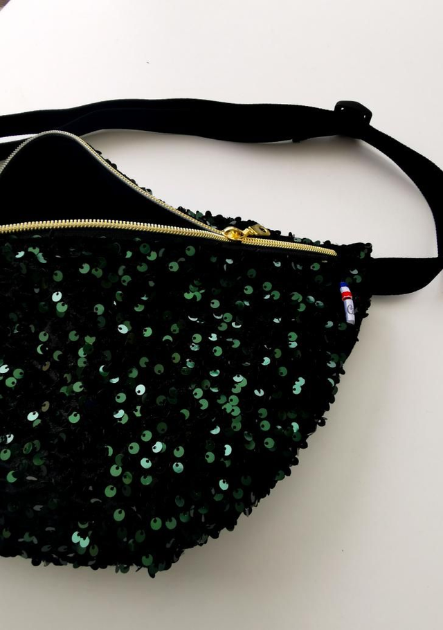 Banane LOUISE sequin vert