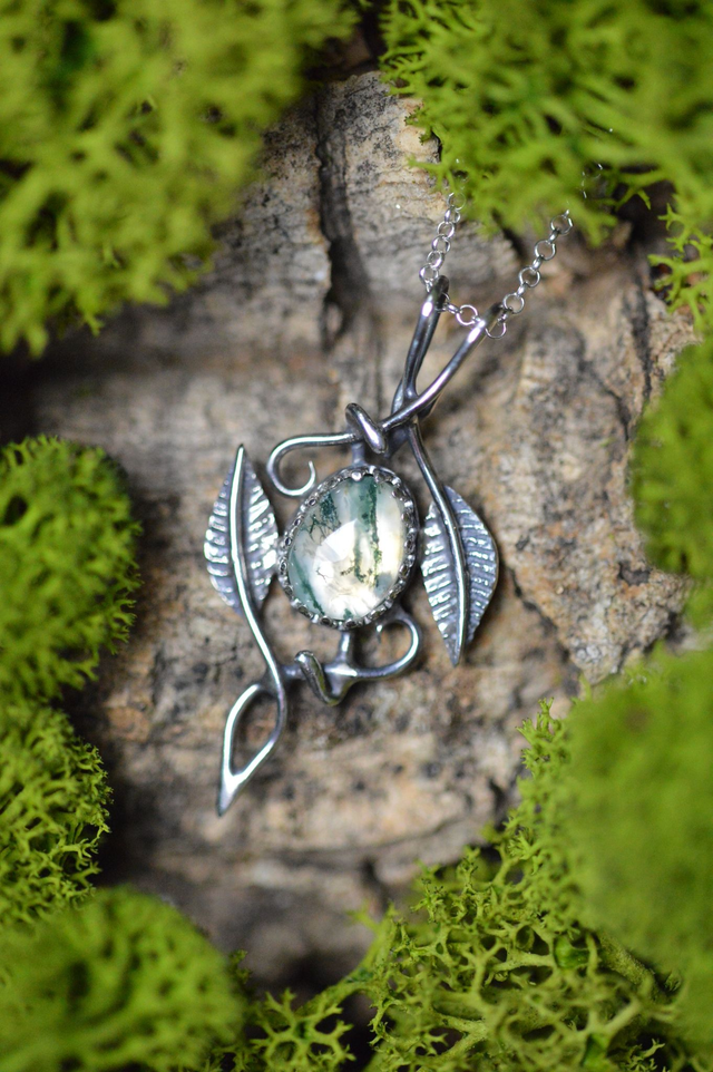 Pendentif Elfique - Agate mousse, feuilles simples