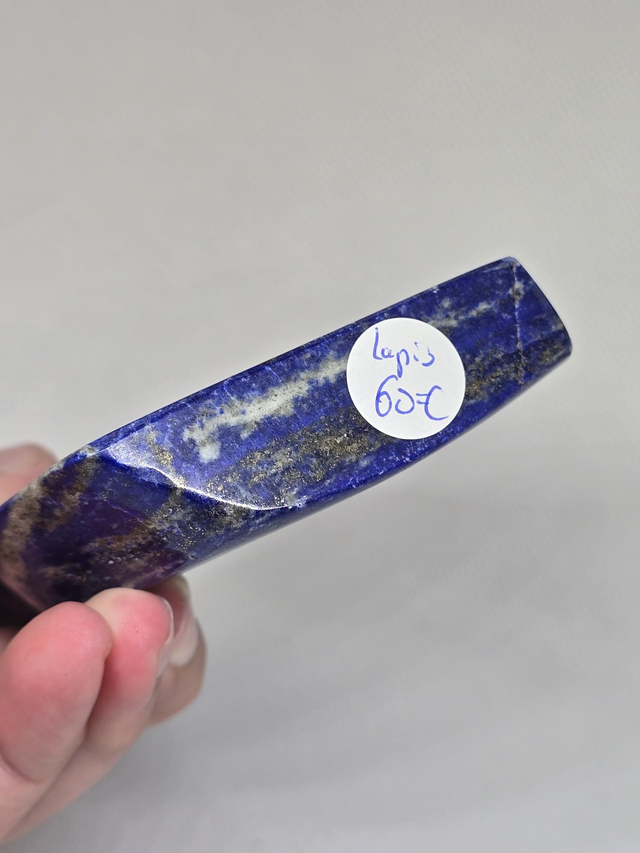 Lapis lazuli forme libre 389g