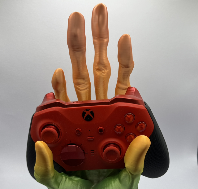 Alien Hand Controller Stand