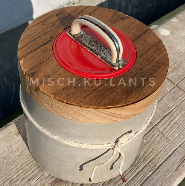 Upcycling Aufbewahrung XL Nostalgie red