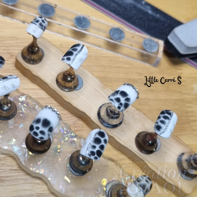 Panthere bloo little carré S créer à la commande délai de 7 jours 