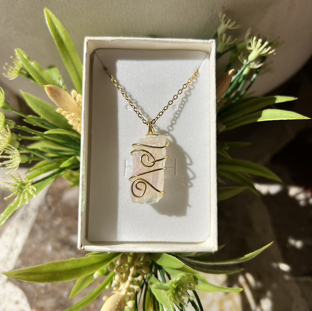 Aura of angel , (quarzo ialino placcato aura ) , prov : Svizzera 🇨🇭, acciaio inox 