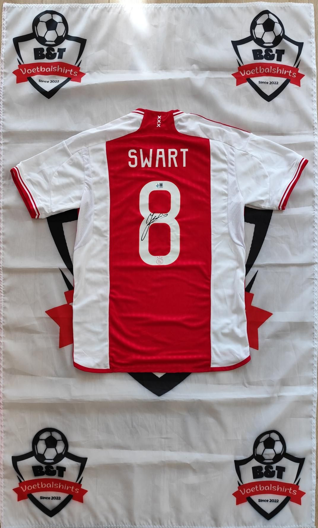 Gesigneerd Memorabilia door Sjaak Swart (Seizoen 23/24)