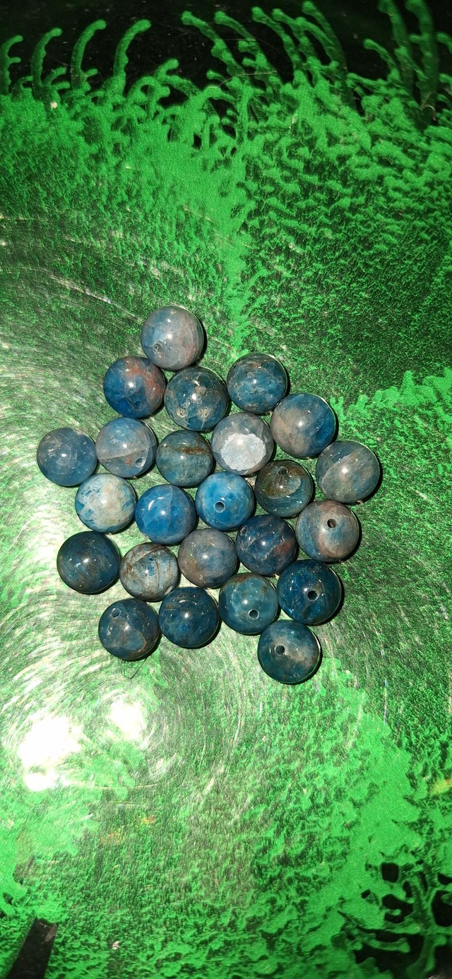 Blue apatite 8mm