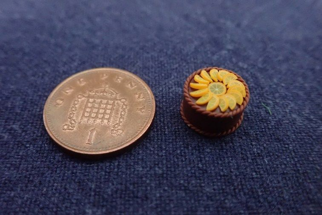 Chocolate Orange Cake (1/24th scale)