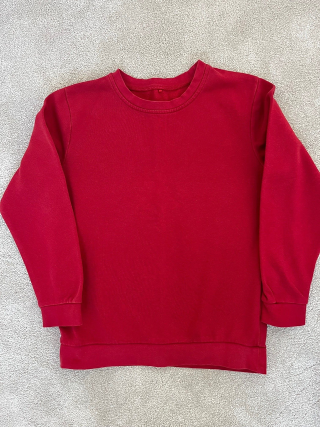Preloved red sweatshirt