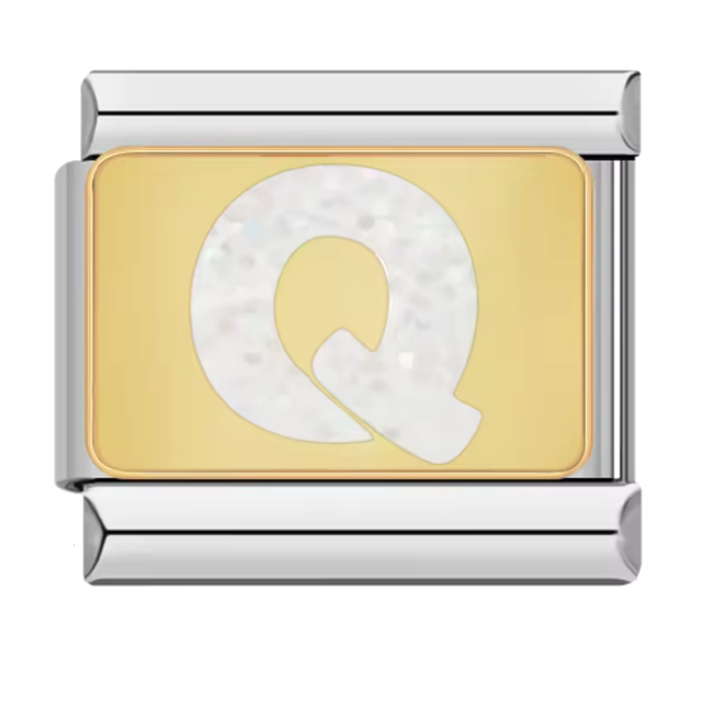 Charm "Q" Fondo Dorado 