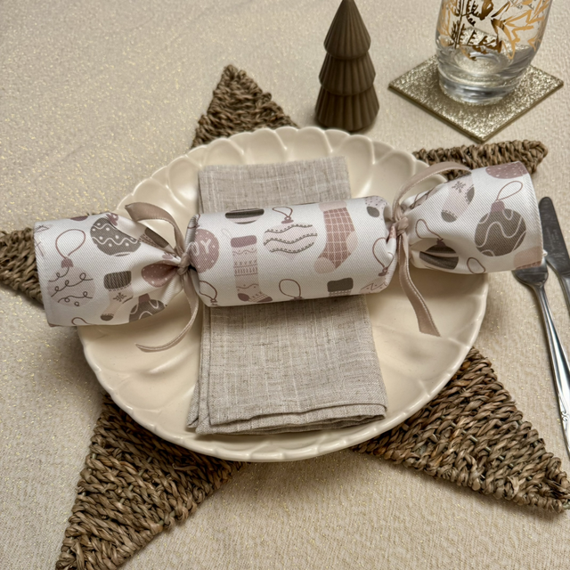Stockings &amp; Baubles - Reusable Fabric Crackers 