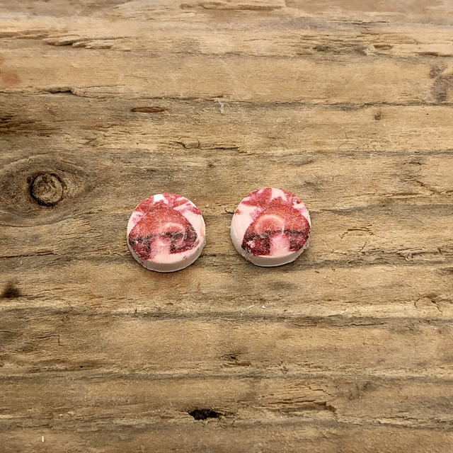 Red mushroom studs