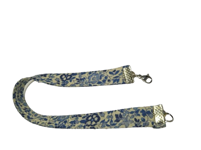 bracelet chaine en tissus cousue dans notre atelier divers coloris disponible 