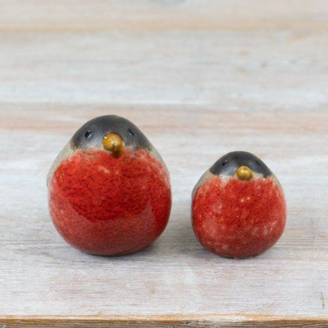 Red Robin Ornament – British Bird Christmas & Winter Decoration 10.6cm