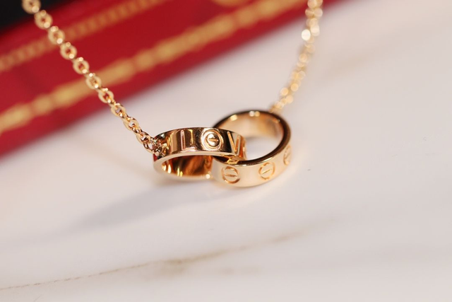 Pendentif Cartier Love 