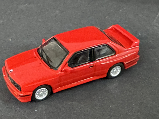 BMW M3 E30 1986 Minichamps 1:87 rot