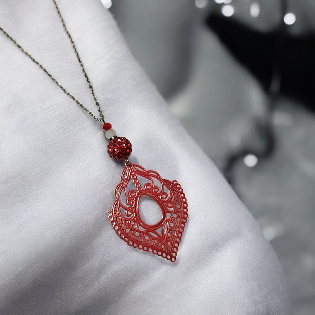 Collier acier inoxydable et cristal rouge