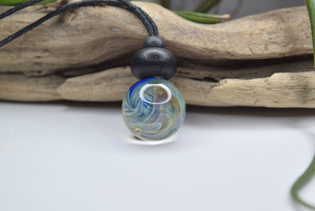 PENDENTIF NÉBULEUSE HOMME N°10