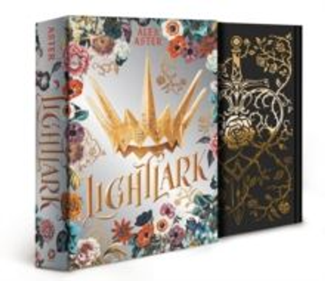 Lightlark: Collector’s Edition (The Lightlark Saga Book 1) : Volume 1