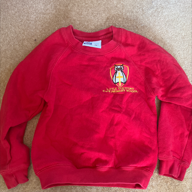 Logo jumper size 24”