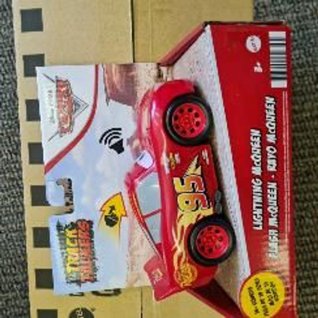 DISNEY TALKING LIGHTING MC QUEEN