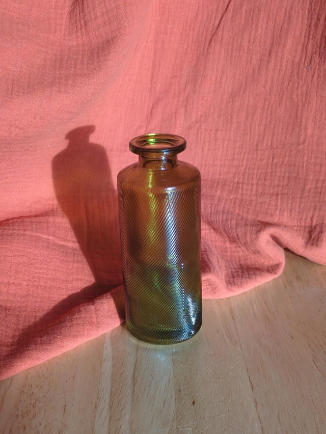 Vase soliflore verre ciselé diagonale vert