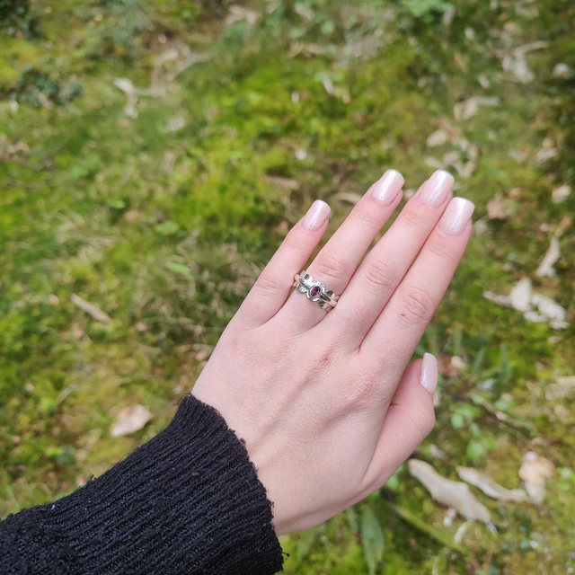 Bague en Argent inspiration Jarretière dentelle Grenat rose