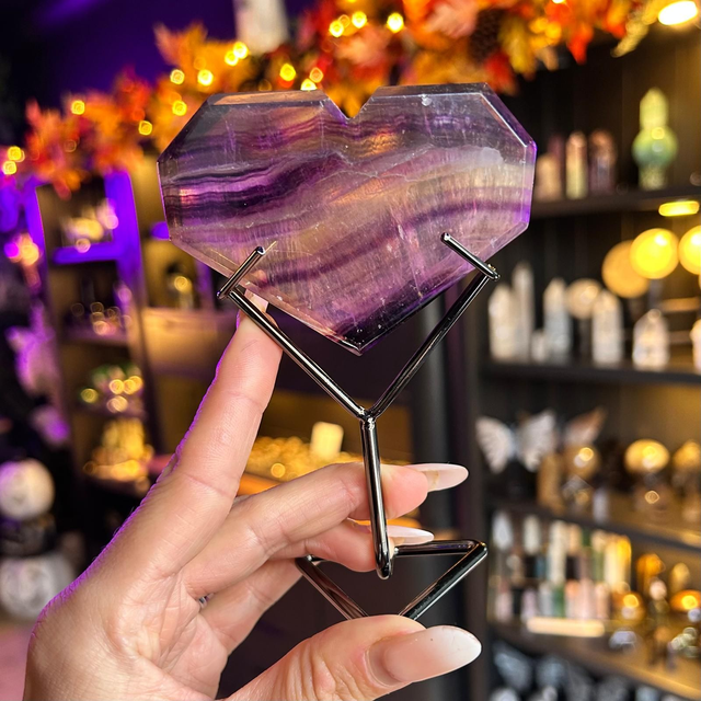 Fluorite Heart on Stand R44W32