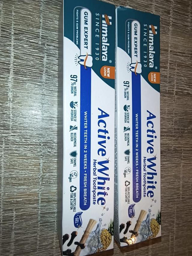 Himalaya - Active White Herbal tandpasta