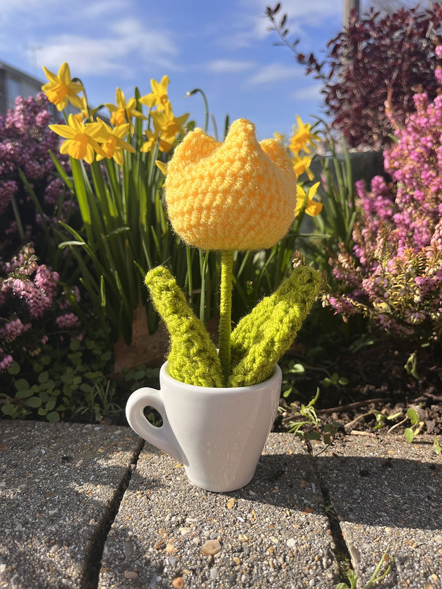 Crochet Tulip (Bright Yellow)