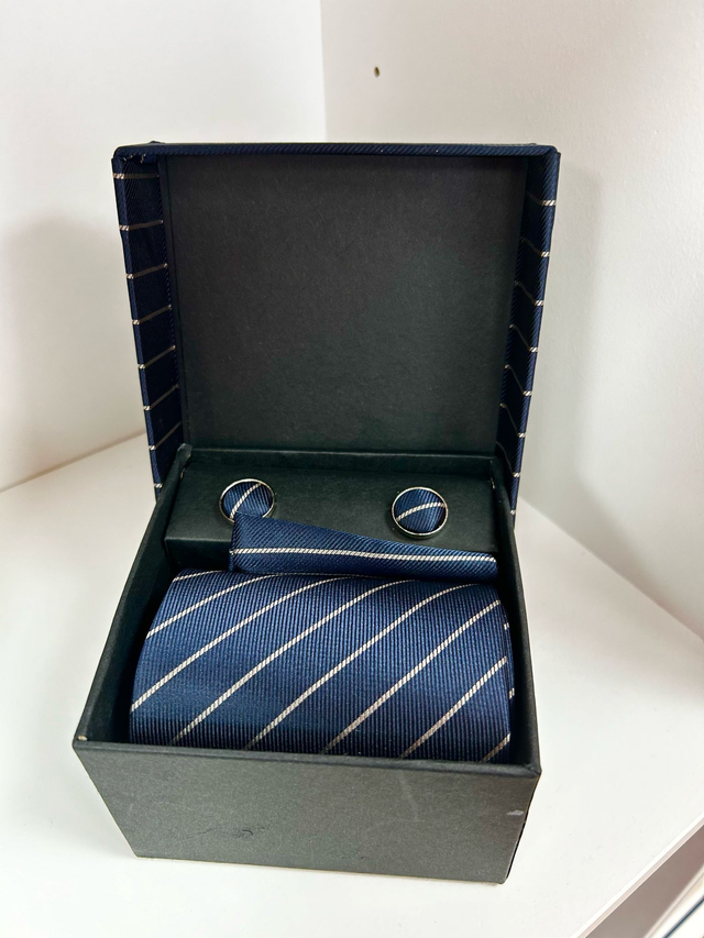 Set 3 pezzi uomo Cravatta,gemelli,fazzolettino