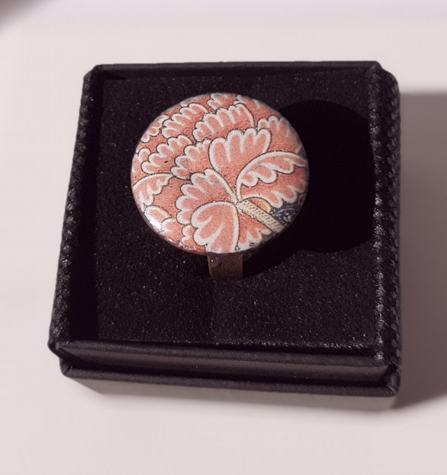 Bague rose et blanche