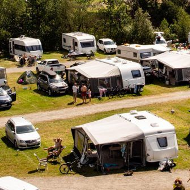 Caravan/RV/large tent