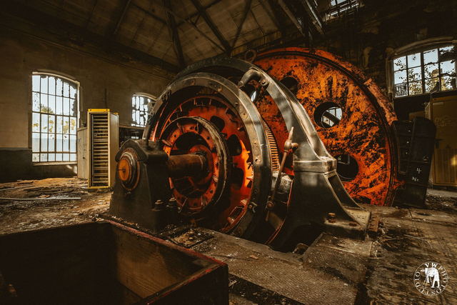 "La roue de l'infortune" Tirage Fine Art sur Alu-Dibond 40x60cm